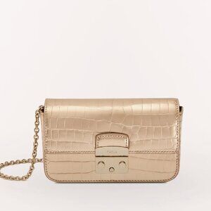 🍾 NWT Gorgeous Metropolis Champagne Mini Crossbody Bag